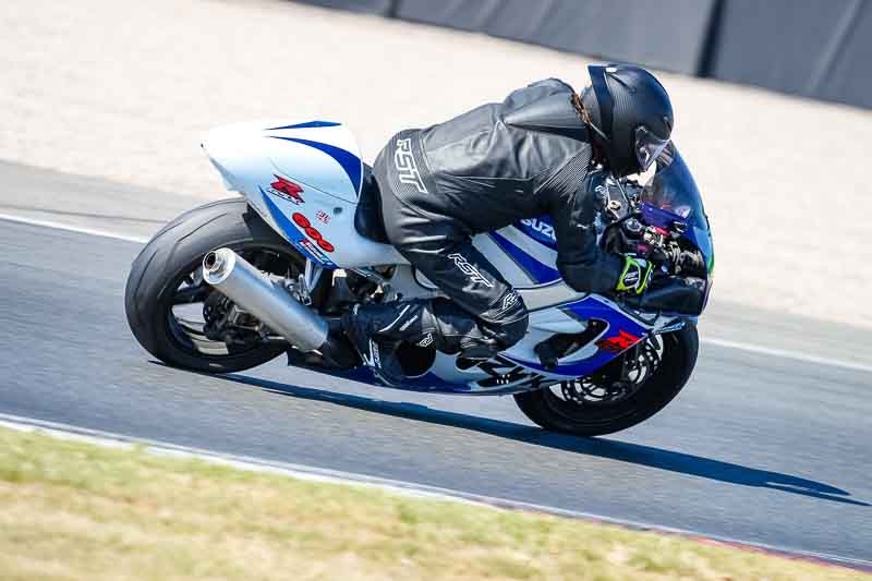 donington no limits trackday;donington park photographs;donington trackday photographs;no limits trackdays;peter wileman photography;trackday digital images;trackday photos